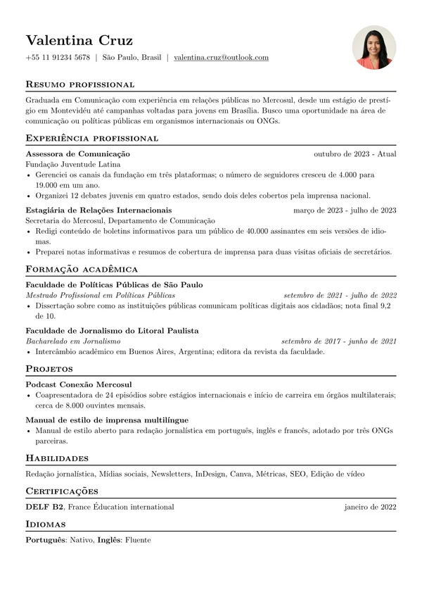 Currículo no modelo Basic