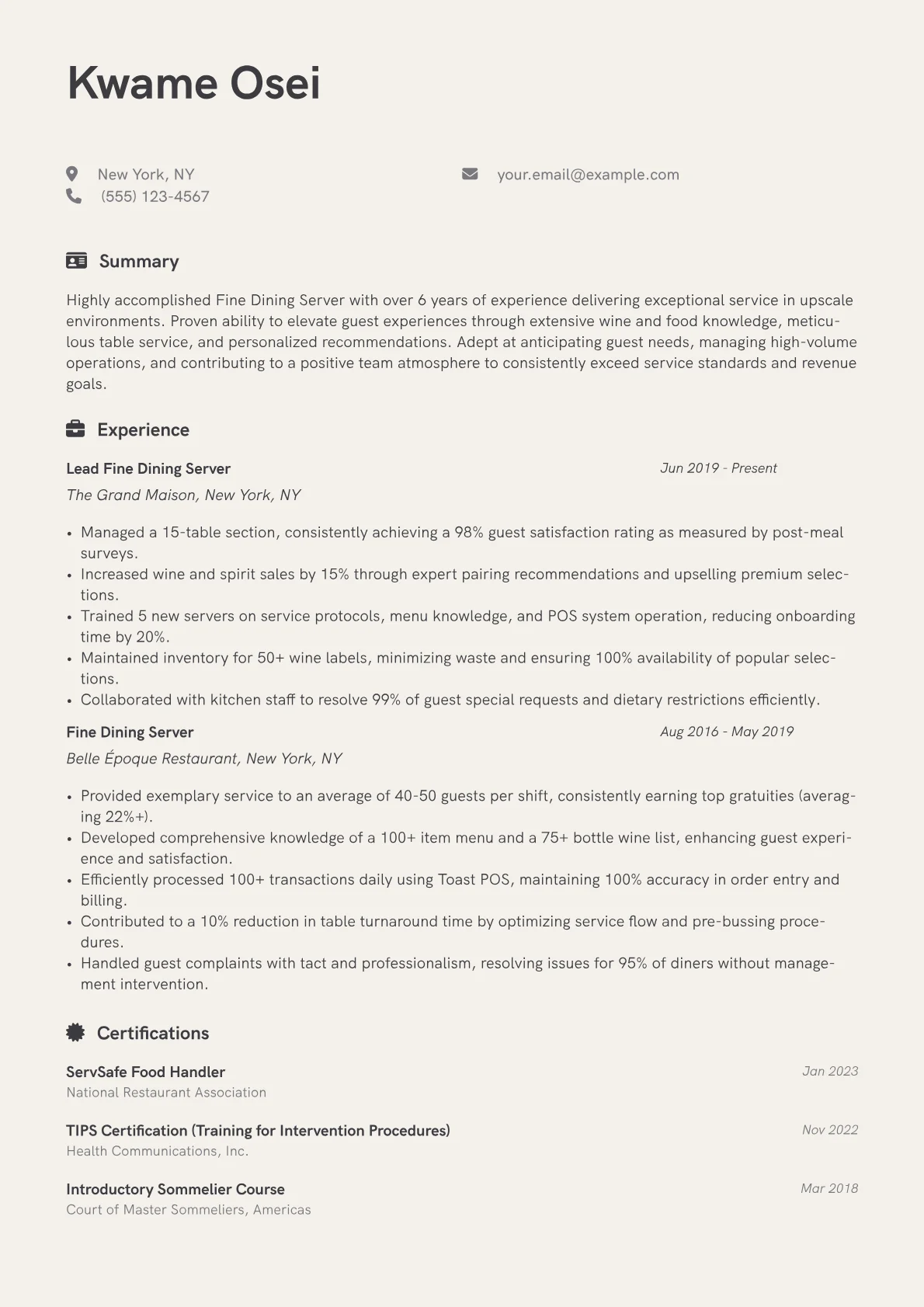 Fine Dining Server Resume Example CV template - Page 1