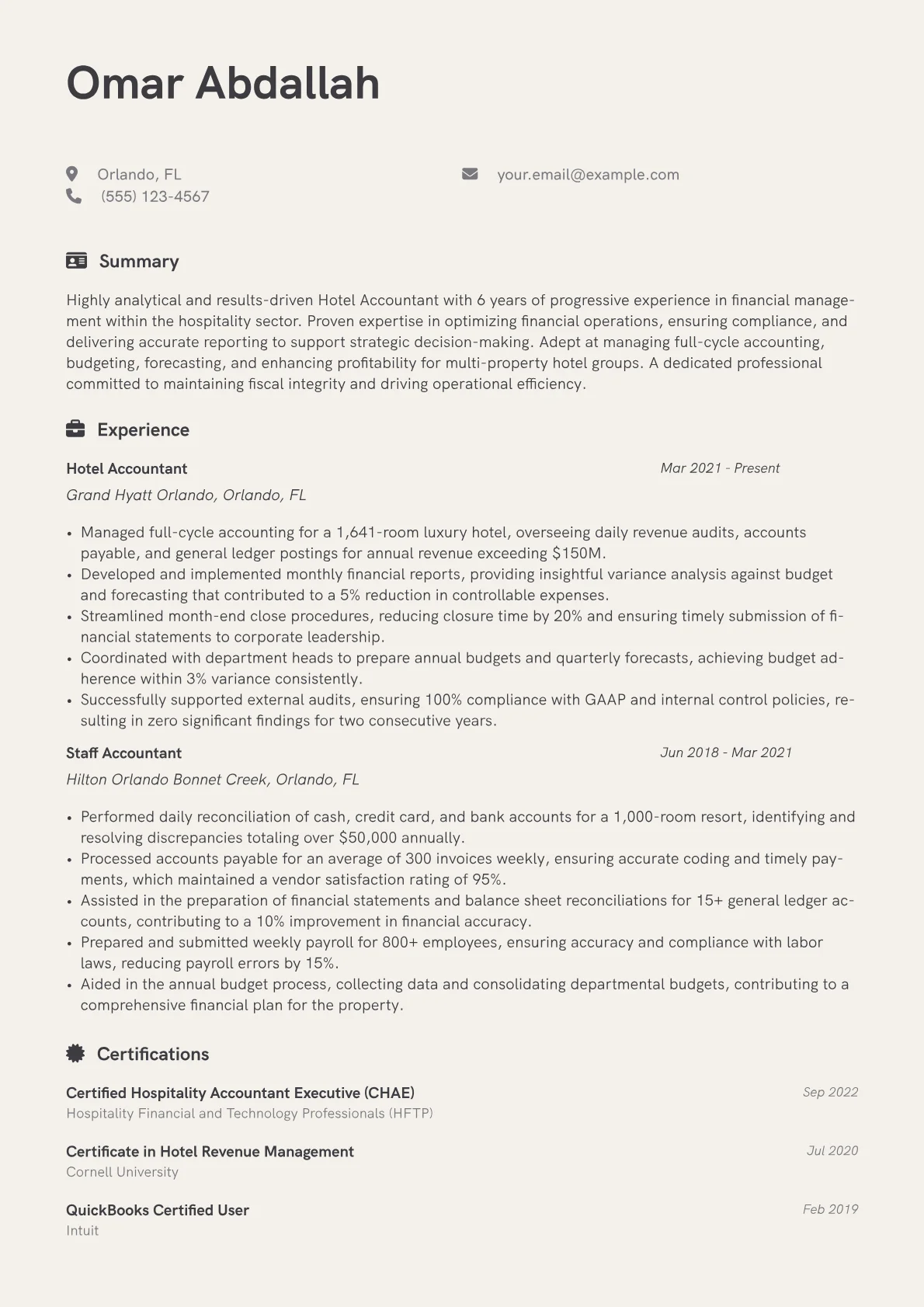 Hotel Accountant Resume Example CV template - Page 1