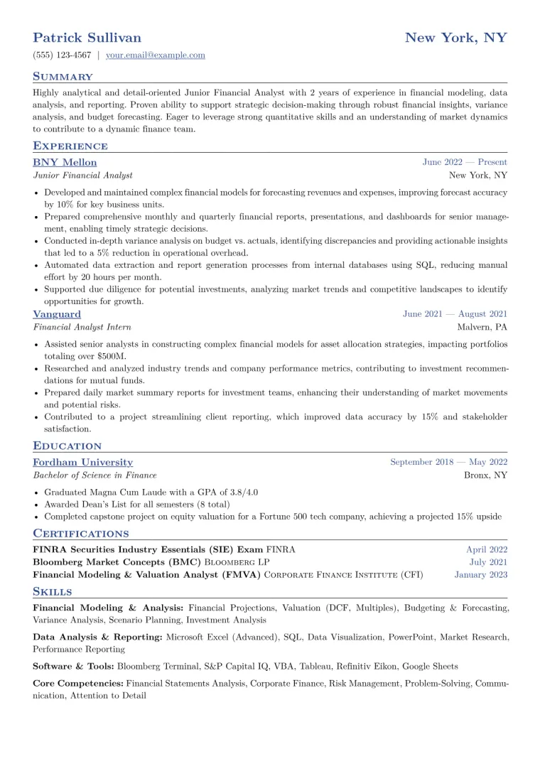 Junior Financial Analyst Resume Example CV template preview